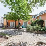 Auf Den Hoefen 03 *